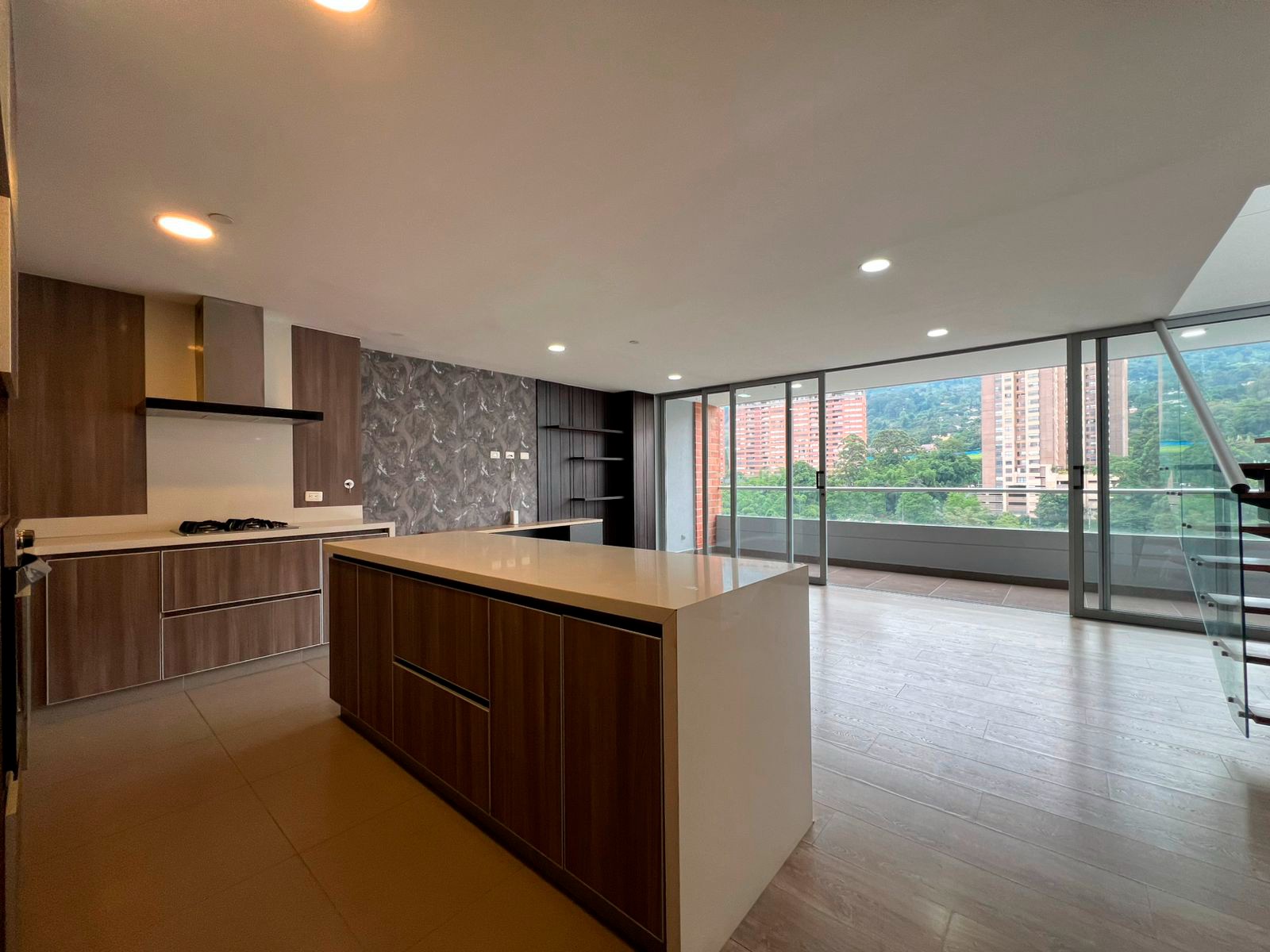 Apartamento en venta en Escobero, Envigado · foto 2 de 16