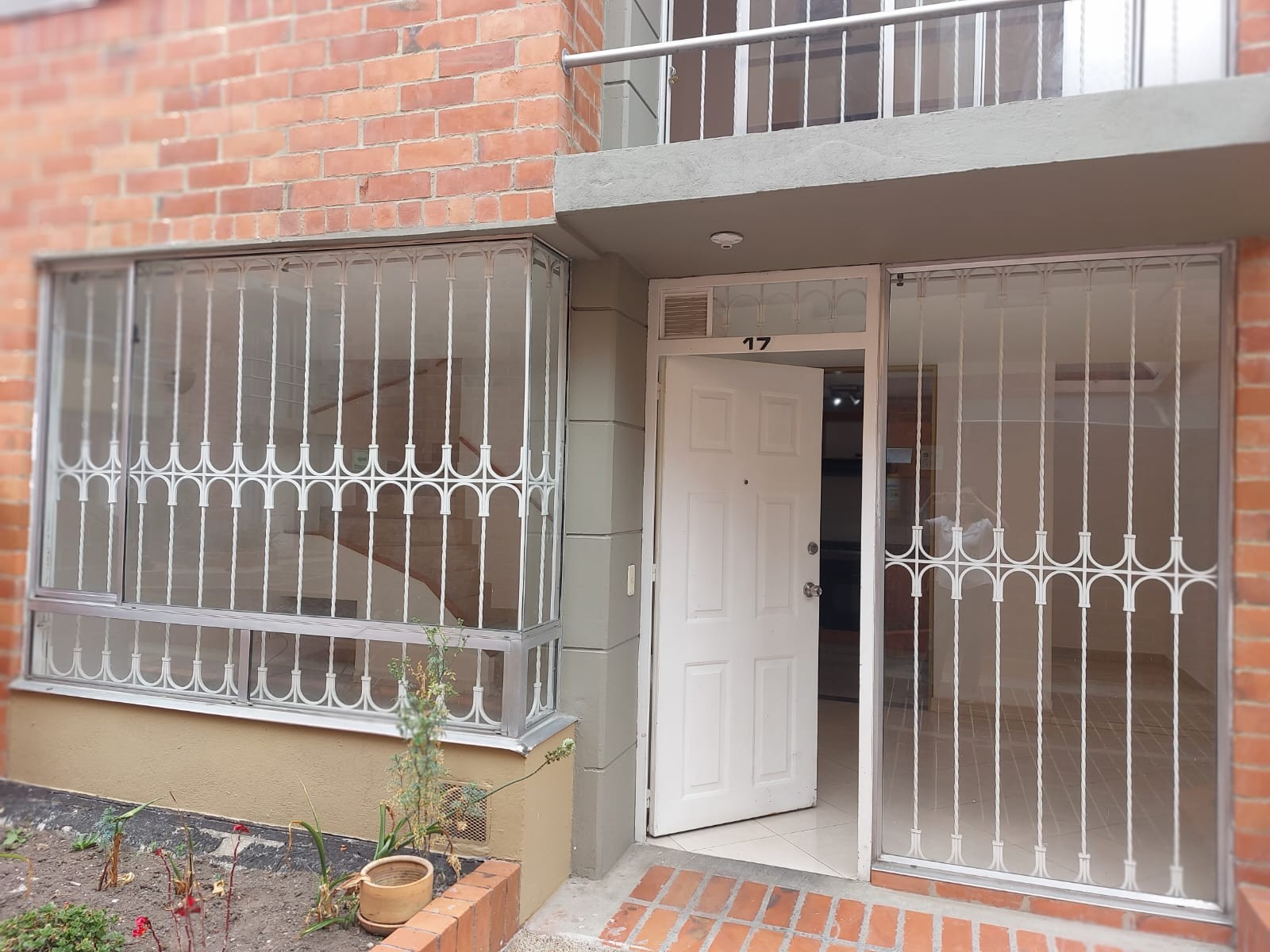 Casa en venta en Villas De Aranjuez, Bogotá · foto 3 de 20