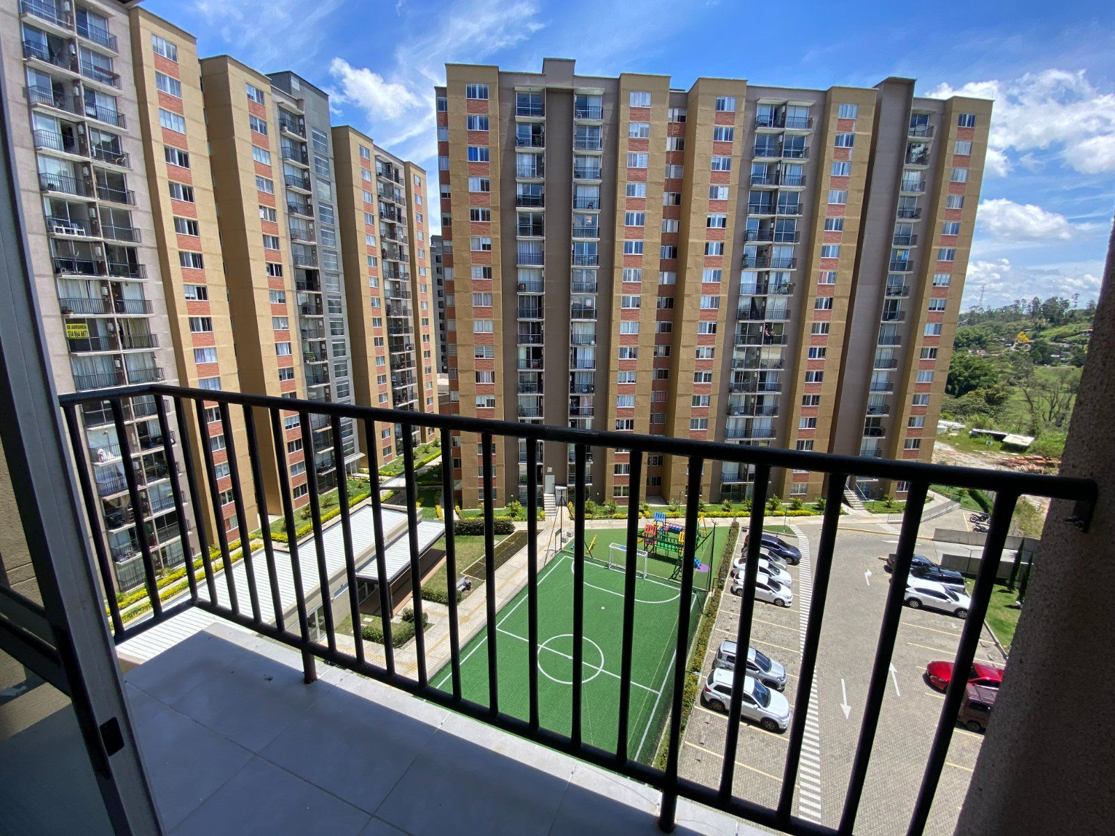 Apartamento en arriendo en Cimarronas, Rionegro · foto 15 de 16