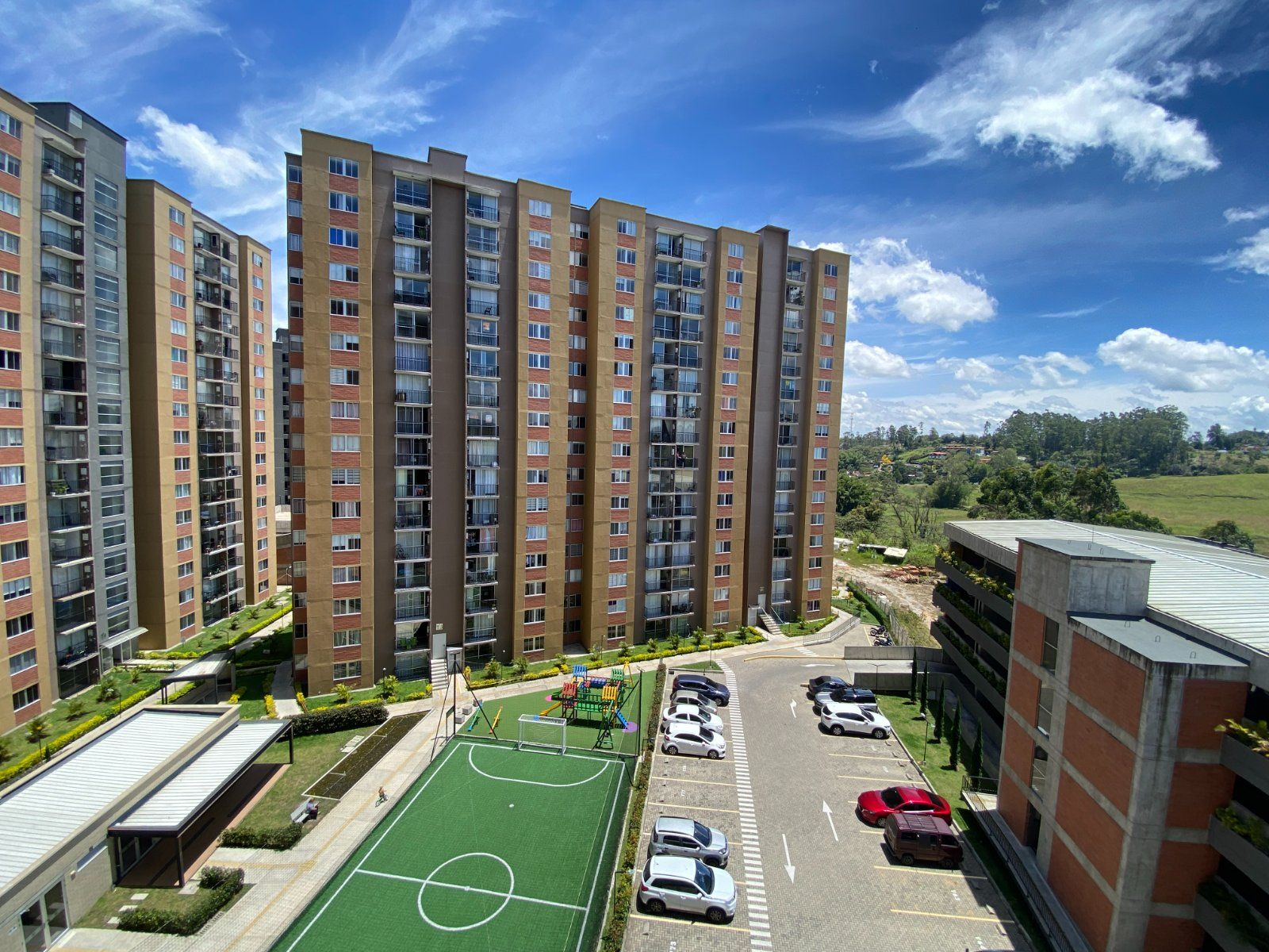Apartamento en arriendo en Cimarronas, Rionegro · foto 16 de 16