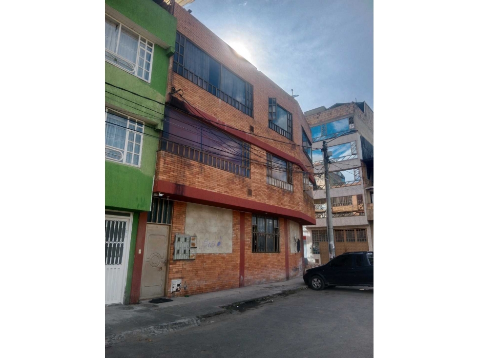 Casa en venta en Castilla, Bogotá · foto 23 de 24