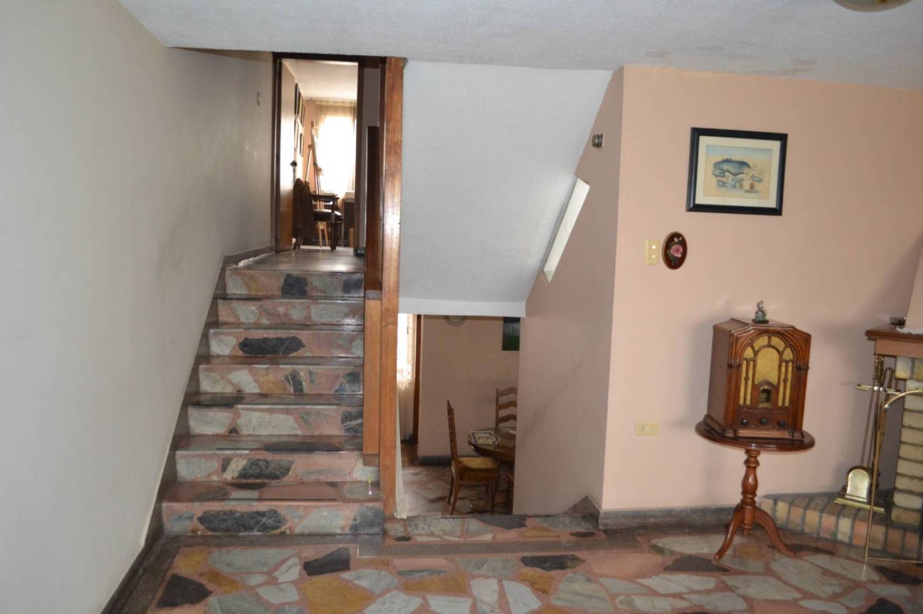 Casa en venta en Quinta Paredes, Bogotá · foto 2 de 17