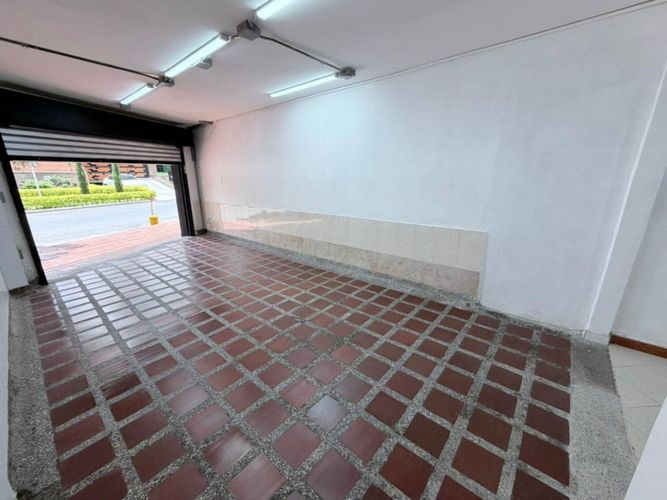 Local en arriendo en Lorena, Medellín, 50 m² · foto 2 de 10