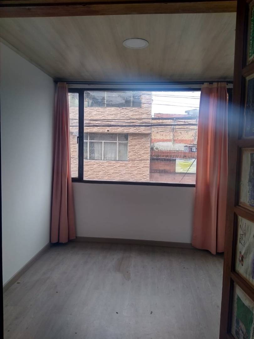 Casa en venta en Centro Fontibon, Bogotá · foto 16 de 24
