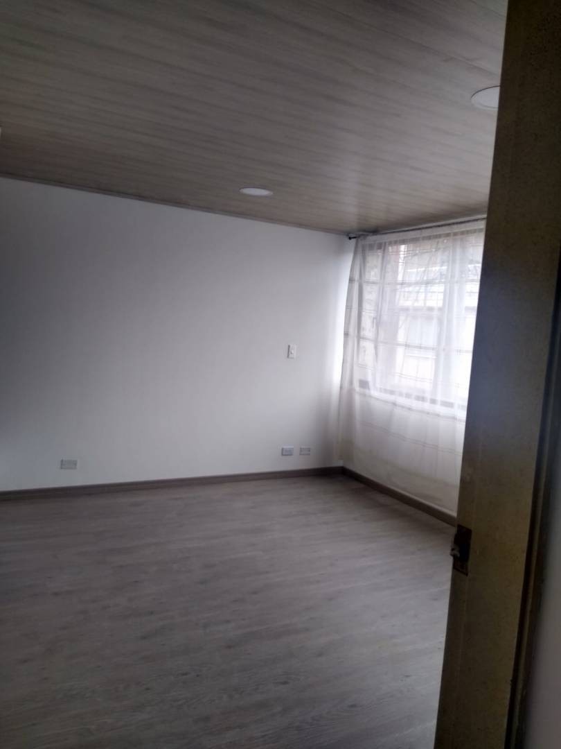 Casa en venta en Centro Fontibon, Bogotá · foto 23 de 24