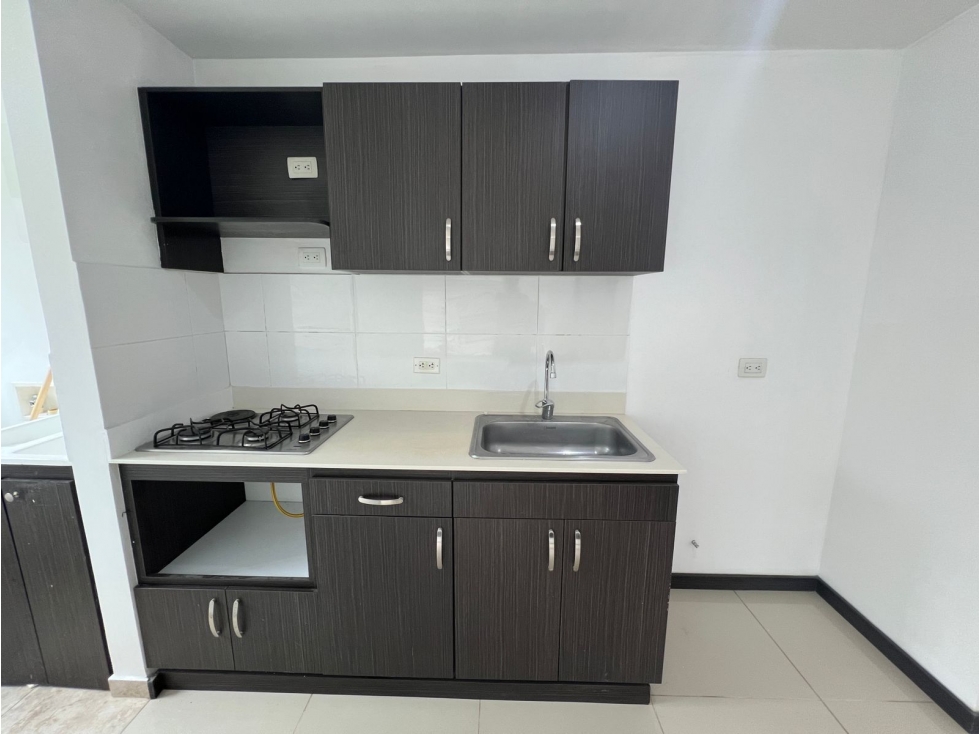 Apartamento en venta en Suramérica, Itagüí · foto 3 de 24