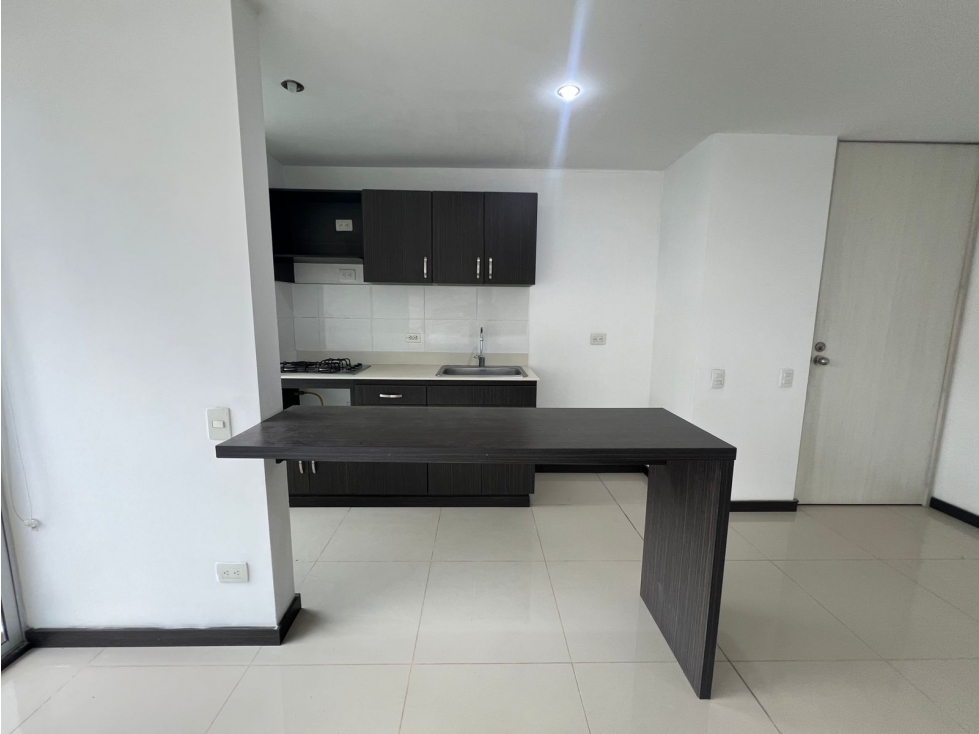 Apartamento en venta en Suramérica, Itagüí · foto 5 de 24