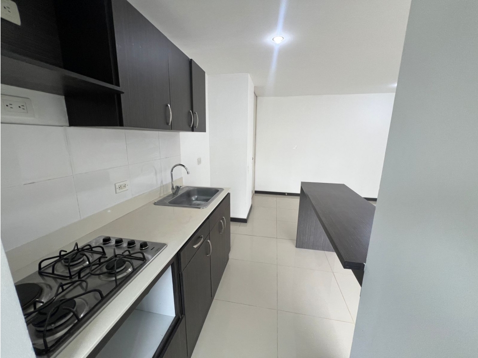 Apartamento en venta en Suramérica, Itagüí · foto 6 de 24