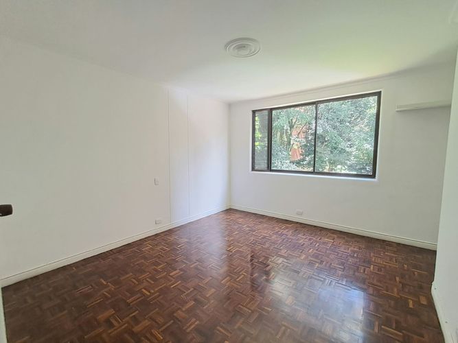 Apartamento de 4 alcobas en venta en La Florida, Medellín, 204 m² · foto 7 de 19