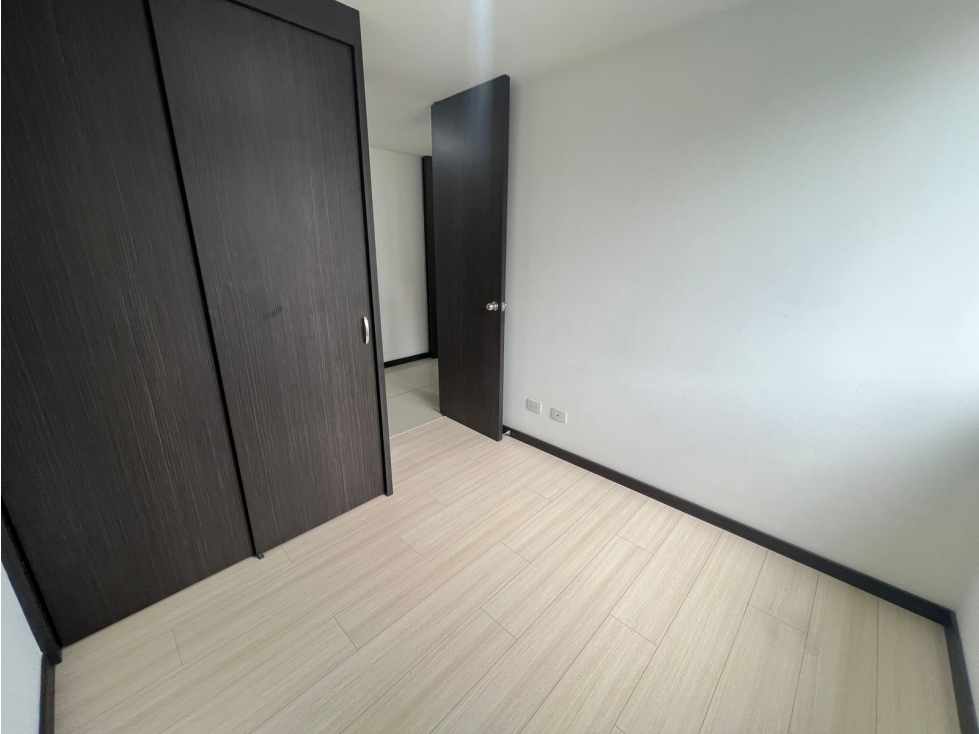 Apartamento en venta en Suramérica, Itagüí · foto 13 de 24