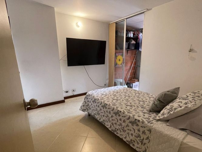 Apartamento de 2 alcobas en venta en Laureles, Medellín, 44 m² · foto 7 de 16