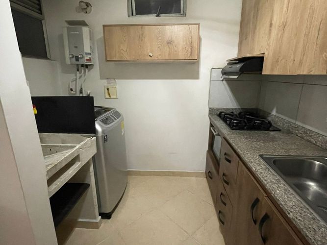 Apartamento de 2 alcobas en venta en Laureles, Medellín, 44 m² · foto 6 de 16