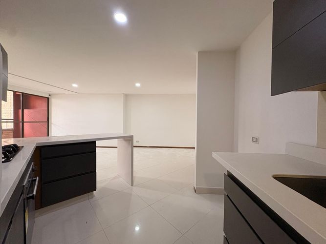 Apartamento de 3 alcobas en arriendo en Vegas De La Doctora, Sabaneta, 100 m² · foto 7 de 19