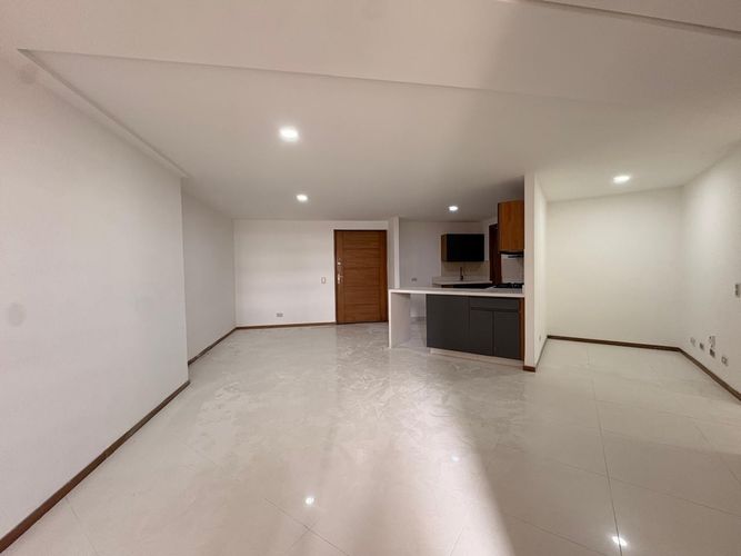 Apartamento de 3 alcobas en arriendo en Vegas De La Doctora, Sabaneta, 100 m² · foto 8 de 19