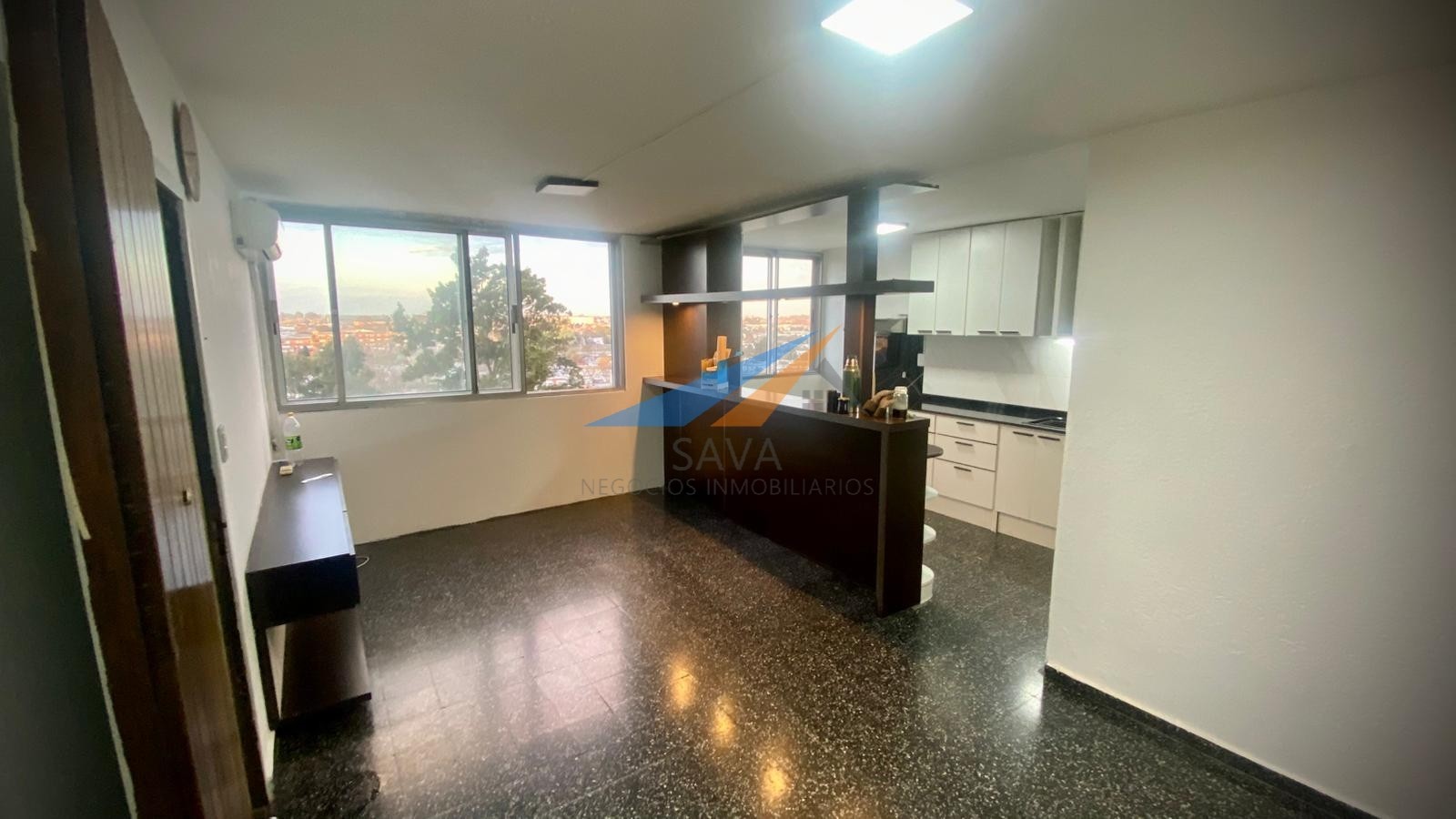 Alquiler Apartamento 3 Dormitorios en Malvin Norte! Piso Alto