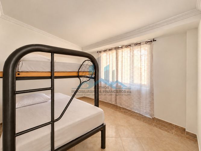 Casa de 4 alcobas en venta en Girardot, Girardot, 220 m² · foto 13 de 18