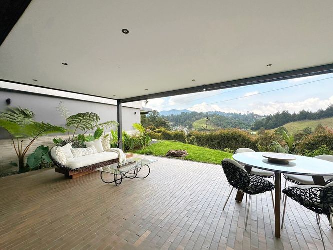 Casa en venta en Loma Del Chocho, Envigado · foto 17 de 17