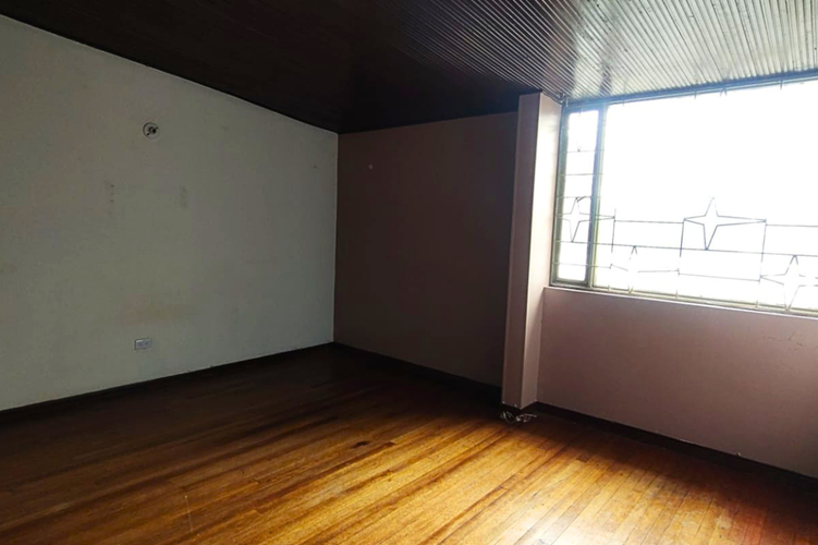 Casa de 6 alcobas en venta en Villa Javier, Bogotá, 208 m² · foto 13 de 24