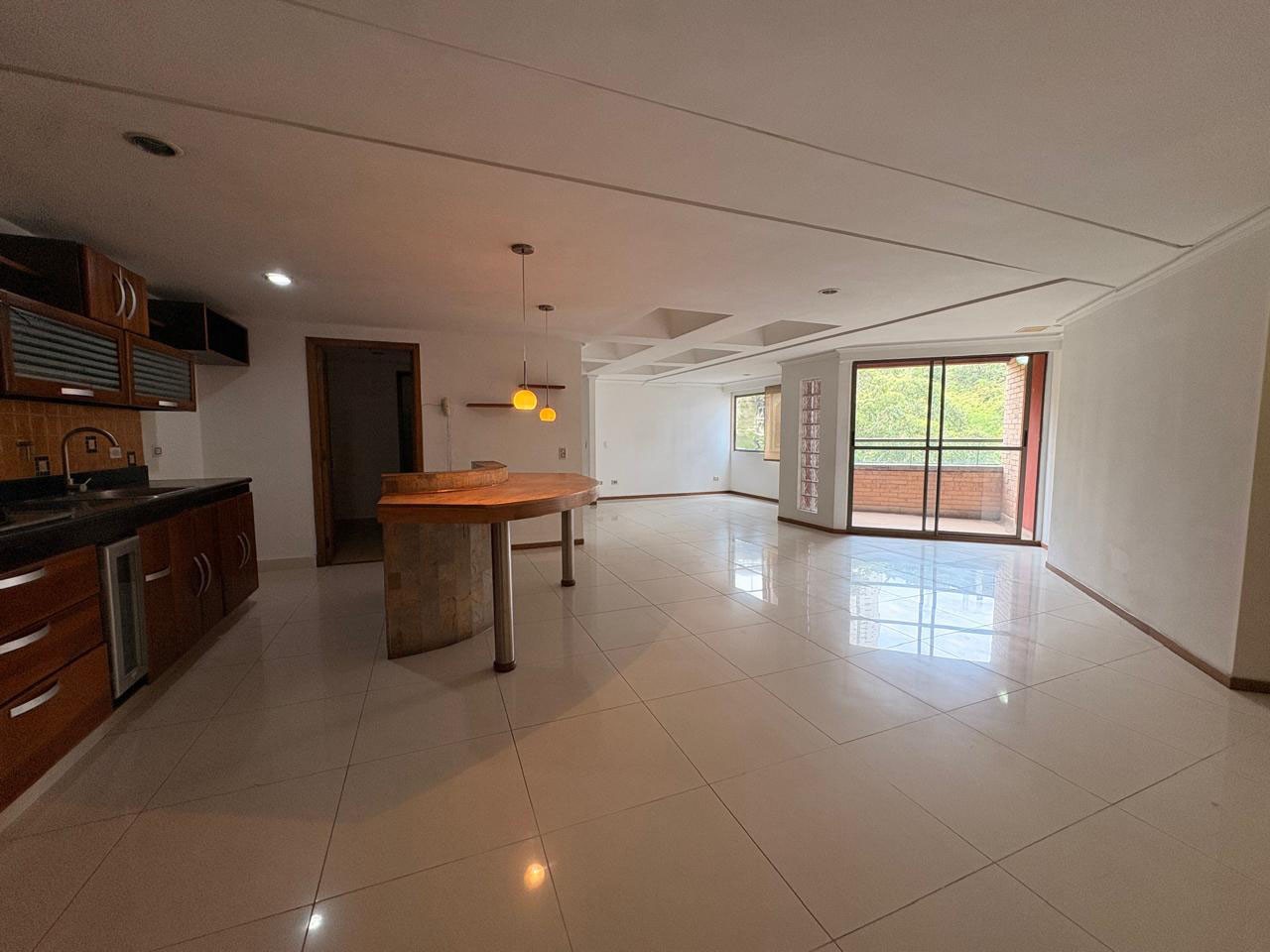 Apartamento en venta en Vegas De La Doctora, Sabaneta · foto 4 de 18