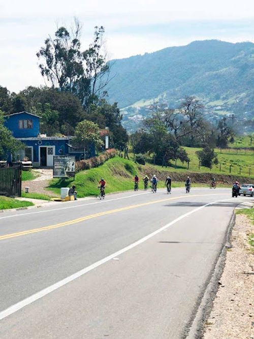 Lote en venta en Vereda El Salitre, La Calera, 9378 m² · foto 2 de 4