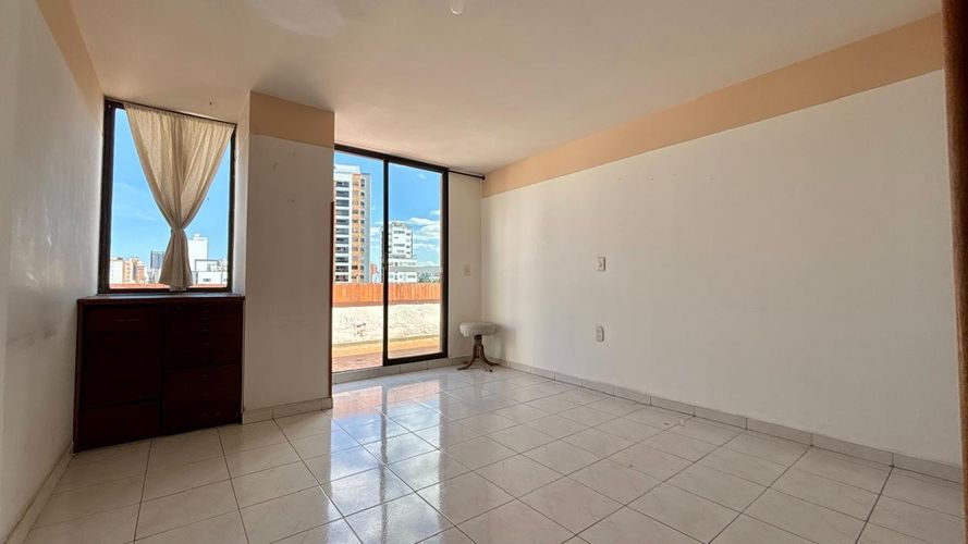 Apartamento de 5 alcobas en venta en Sotomayor, Bucaramanga, 292 m² · foto 13 de 24
