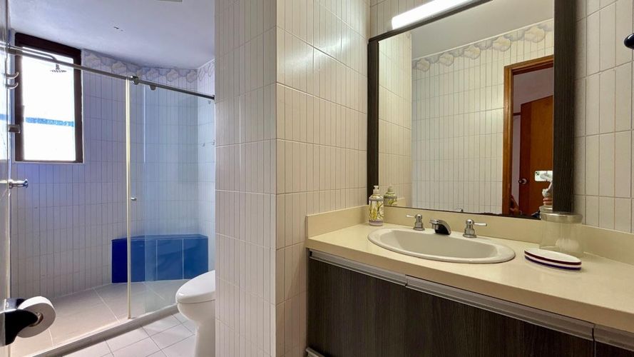 Apartamento de 5 alcobas en venta en Sotomayor, Bucaramanga, 292 m² · foto 6 de 24