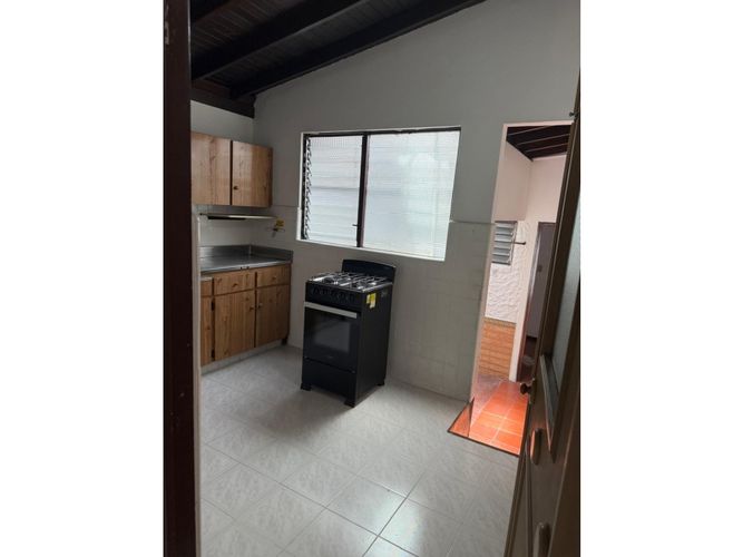 Casa de 3 alcobas en venta en Laureles, Medellín, 216 m² · foto 4 de 23