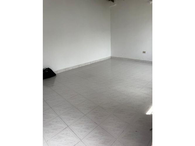 Casa de 3 alcobas en venta en Laureles, Medellín, 216 m² · foto 12 de 23