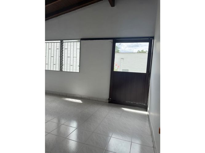 Casa de 3 alcobas en venta en Laureles, Medellín, 216 m² · foto 19 de 23