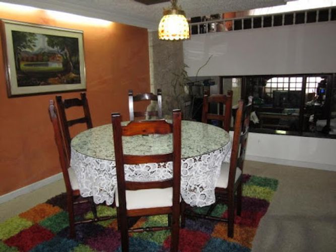 Casa en venta en Santa Barbara Central, Bogotá · foto 3 de 18