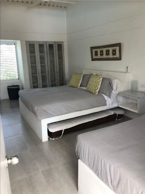 Casa de 5 alcobas en venta en Bosques De Peñalisa, Girardot, 358 m² · foto 6 de 24