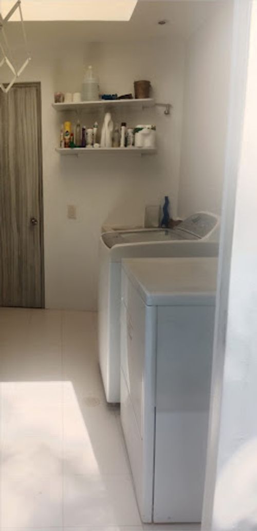 Casa de 5 alcobas en venta en Bosques De Peñalisa, Girardot, 358 m² · foto 19 de 24