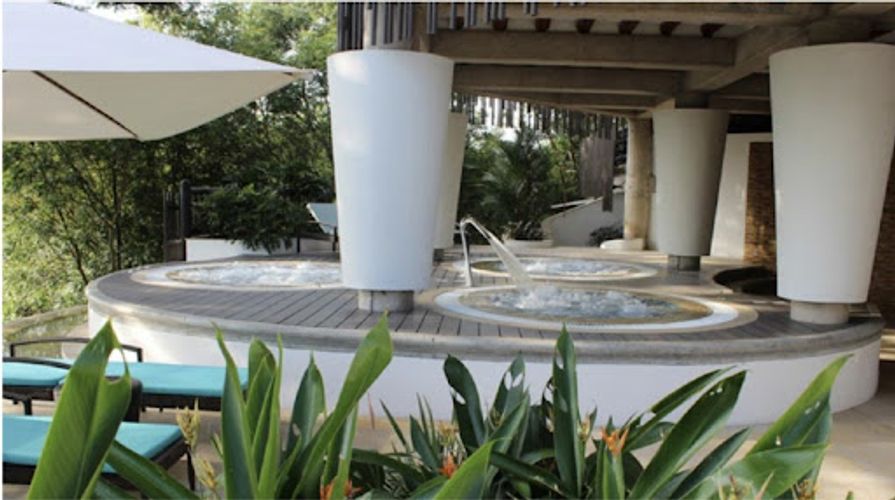 Casa de 5 alcobas en venta en Bosques De Peñalisa, Girardot, 358 m² · foto 23 de 24