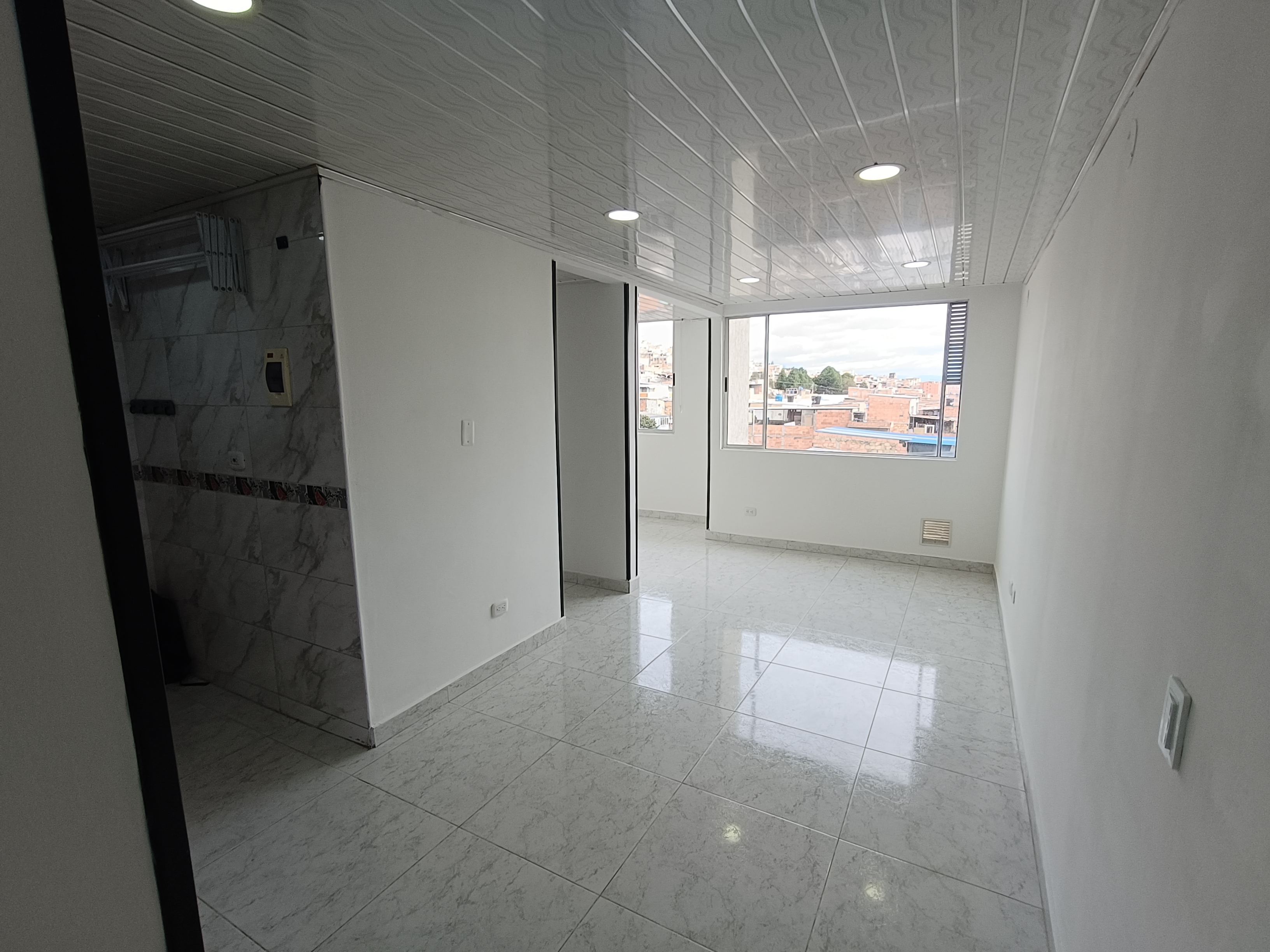 Apartamento en venta en Cerros De Suba, Bogotá · foto 3 de 9