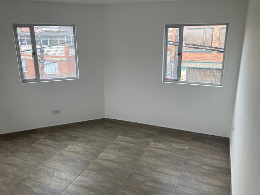 Casa en venta en Fontibon, Bogotá · foto 2 de 17