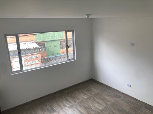 Casa en venta en Fontibon, Bogotá · foto 5 de 17
