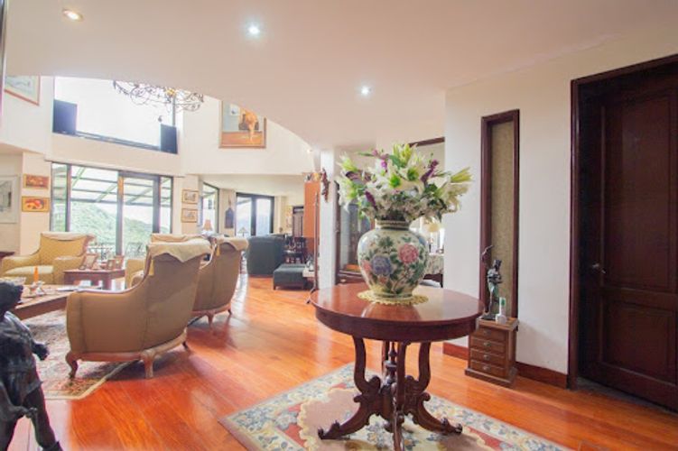 Casa de 6 alcobas en venta en Aposentos, Sopó, 650 m² · foto 6 de 24