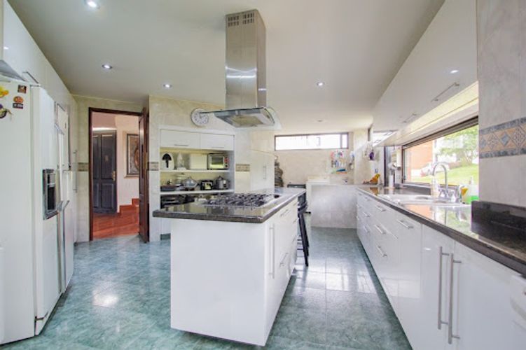Casa de 6 alcobas en venta en Aposentos, Sopó, 650 m² · foto 11 de 24