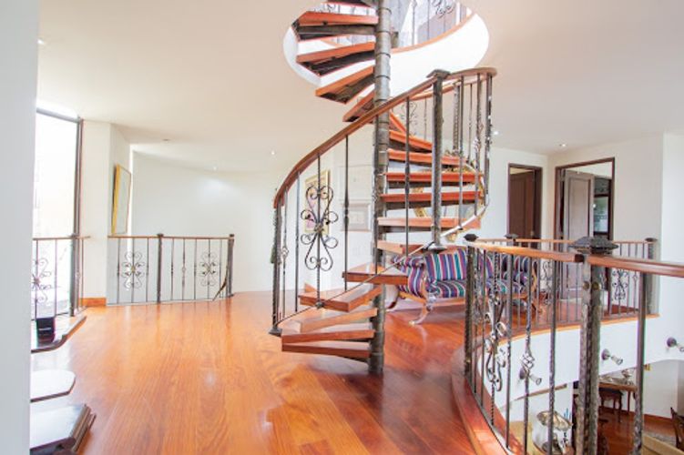 Casa de 6 alcobas en venta en Aposentos, Sopó, 650 m² · foto 13 de 24