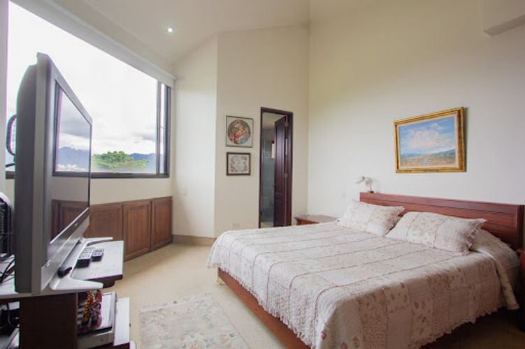 Casa de 6 alcobas en venta en Aposentos, Sopó, 650 m² · foto 17 de 24