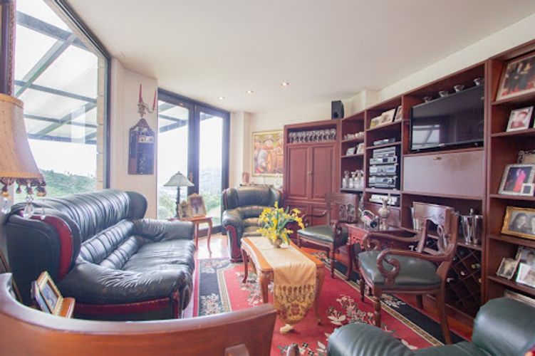 Casa de 6 alcobas en venta en Aposentos, Sopó, 650 m² · foto 20 de 24