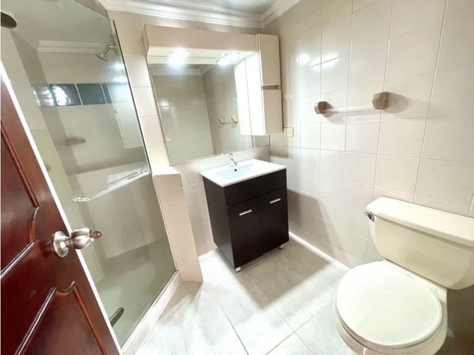 Apartamento de 3 alcobas en arriendo en Alejandría, Medellín, 127 m² · foto 22 de 24