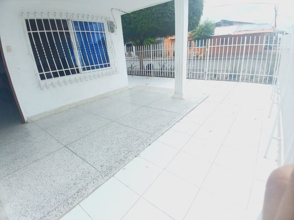 Casa en venta en El Eden I, Montería · foto 3 de 12