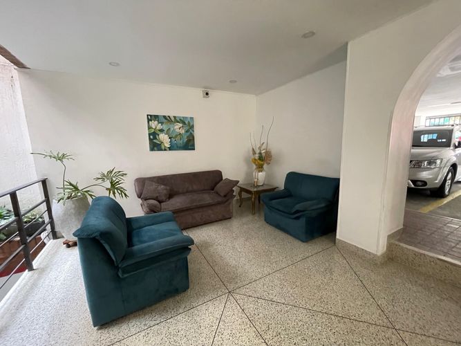 Apartamento de 4 alcobas en venta en Sotomayor, Bucaramanga, 186 m² · foto 3 de 23