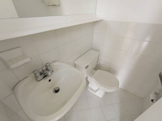 Oficina en arriendo en Patio Bonito, Medellín, 38 m² · foto 8 de 10