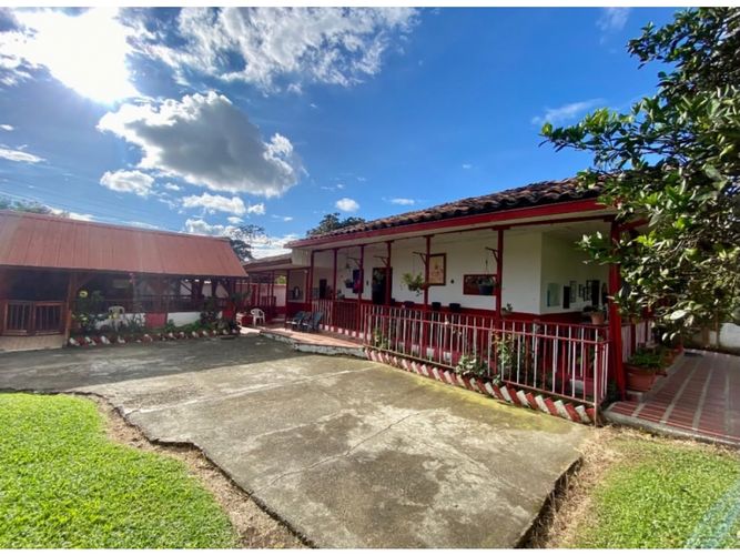 Finca en venta en Puerto Espejo, Armenia, 200 m² · foto 6 de 7
