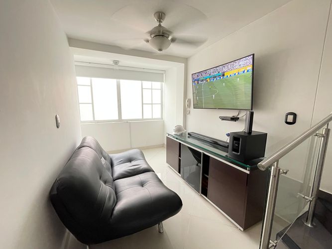 Casa de 5 alcobas en venta en Anillo Vial, Floridablanca, 177 m² · foto 2 de 24