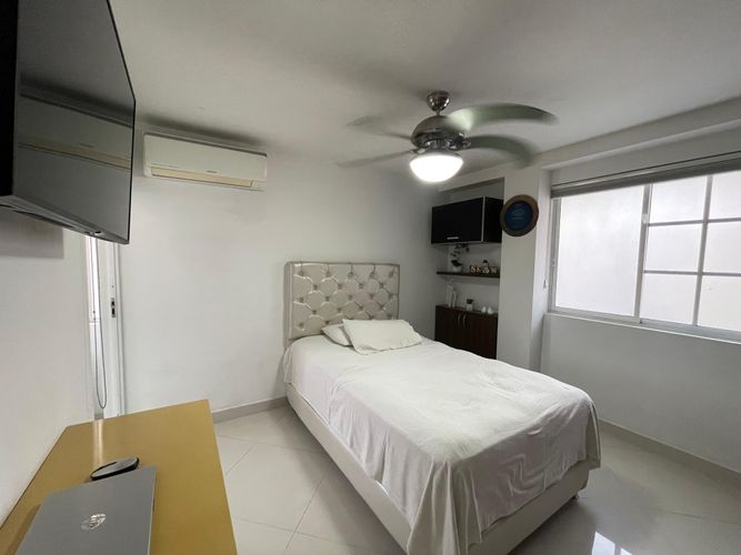 Casa de 5 alcobas en venta en Anillo Vial, Floridablanca, 177 m² · foto 13 de 24