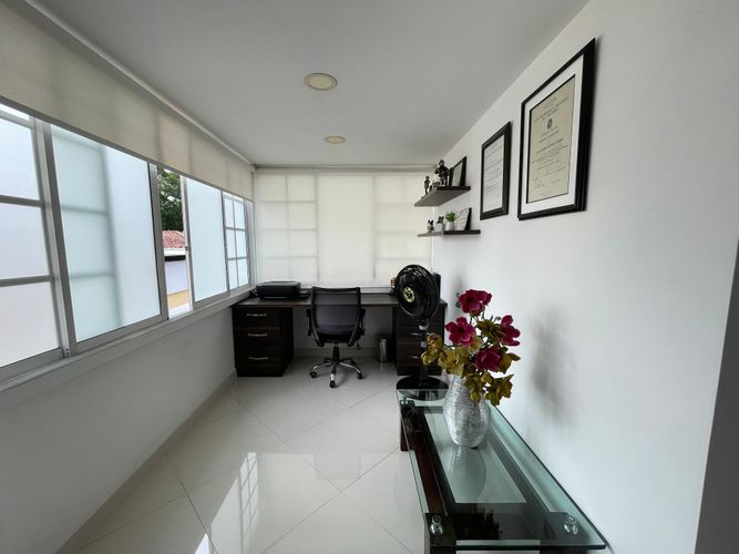 Casa de 5 alcobas en venta en Anillo Vial, Floridablanca, 177 m² · foto 16 de 24