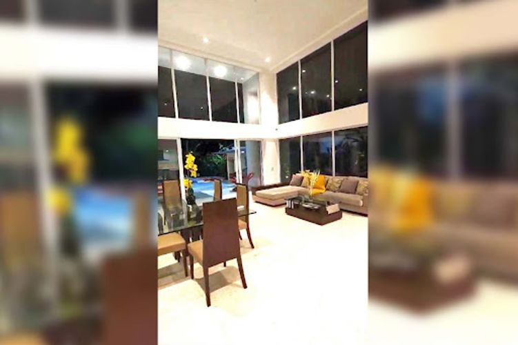 Casa de 5 alcobas en venta en Miraflores, Girardot, 650 m² · foto 3 de 19